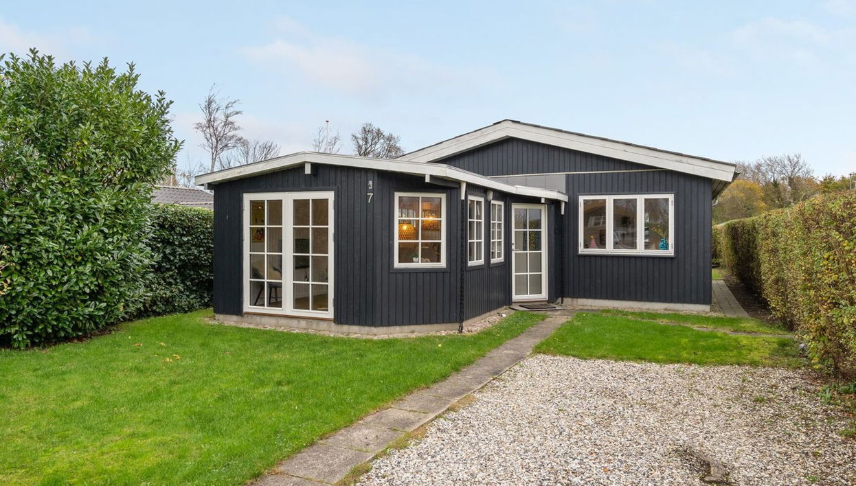 Casa de 3 quartos em Assens com terraço - Foto 1