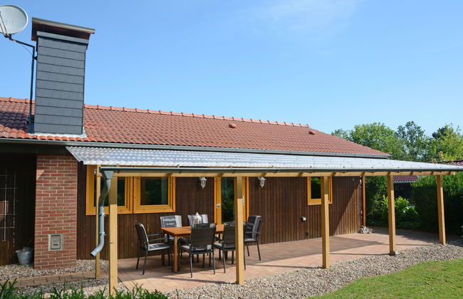 Casa de 3 quartos em Extertal com jardim e terraço - Foto 1