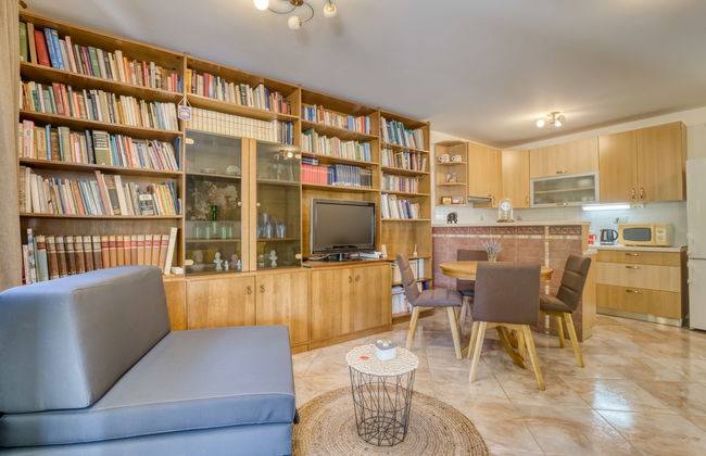 Apartamento de 4 quartos em Klana com piscina privada e jardim - Foto 8