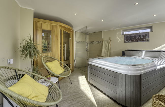 Apartamento de 4 quartos em Klana com piscina privada e jardim - Foto 2