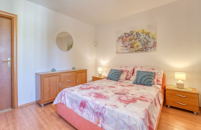 Apartamento de 4 quartos em Klana com piscina privada e jardim - Foto 25