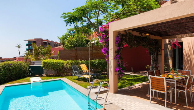 2 bedroom House in San Bartolomé de Tirajana with private pool and garden - Photo 2