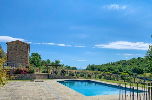 Foto 1 - Casa de 4 habitaciones en Cortona con piscina privada y jardín