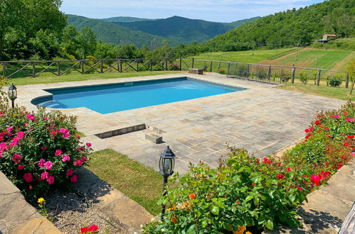 Foto 19 - Casa con 4 camere da letto a Cortona con piscina privata e giardino