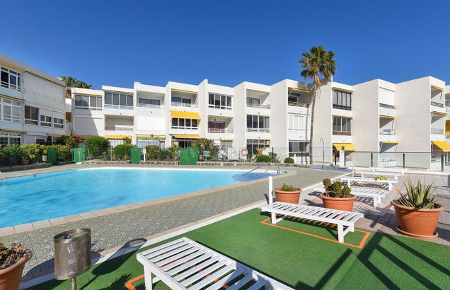 1 bedroom Apartment in San Bartolomé de Tirajana with swimming pool - Photo 2