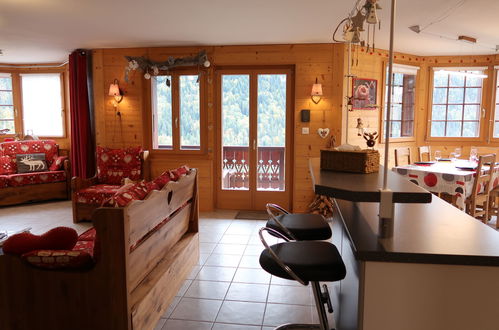 Foto 6 - Apartamento de 2 quartos em Champéry com vista para a montanha