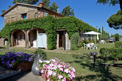 Foto 3 - Apartamento de 2 quartos em Follonica com piscina e vistas do mar