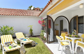 Photo 2 - Maison de 1 chambre à San Bartolomé de Tirajana avec piscine et jardin