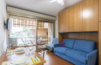 Foto 2 - Apartamento em Sanremo com piscina