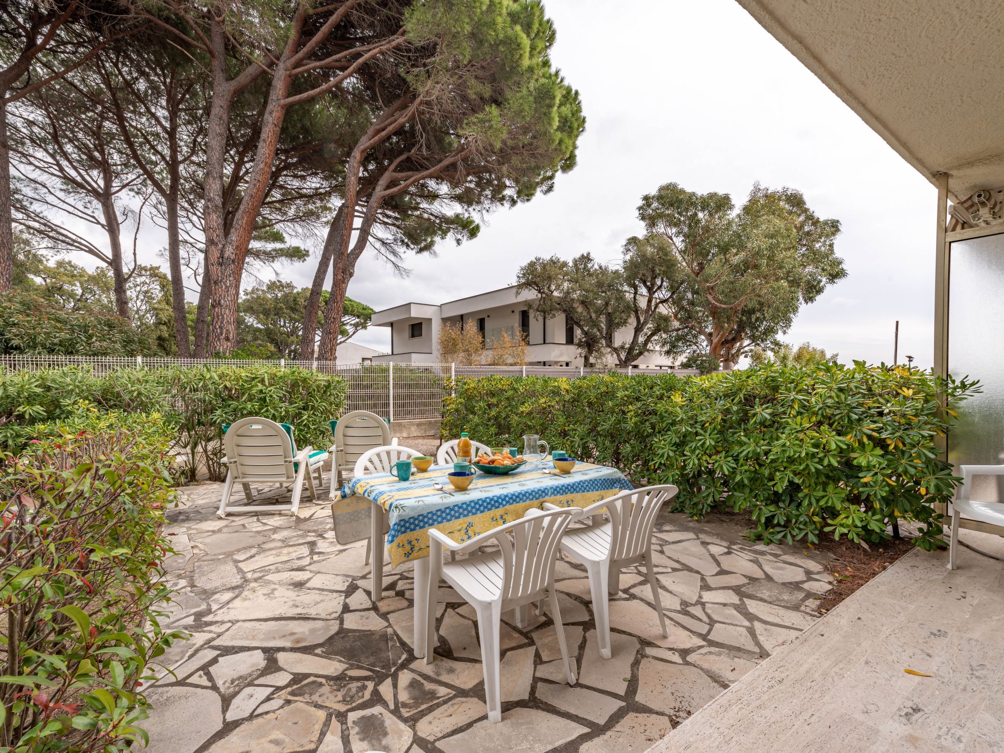 Foto 23 - Apartamento en Cavalaire-sur-Mer con terraza y vistas al mar