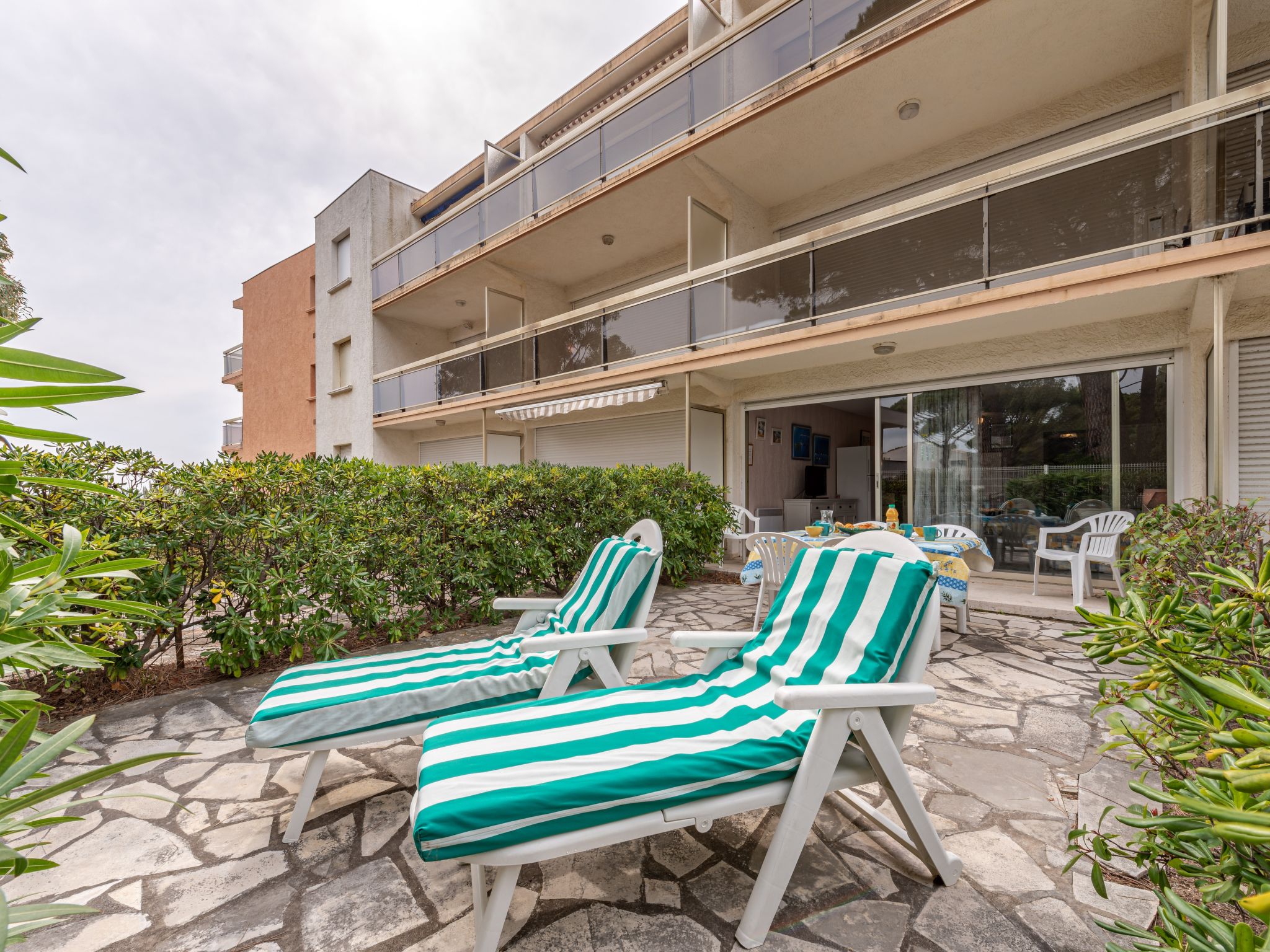 Foto 21 - Appartamento a Cavalaire-sur-Mer con terrazza e vista mare