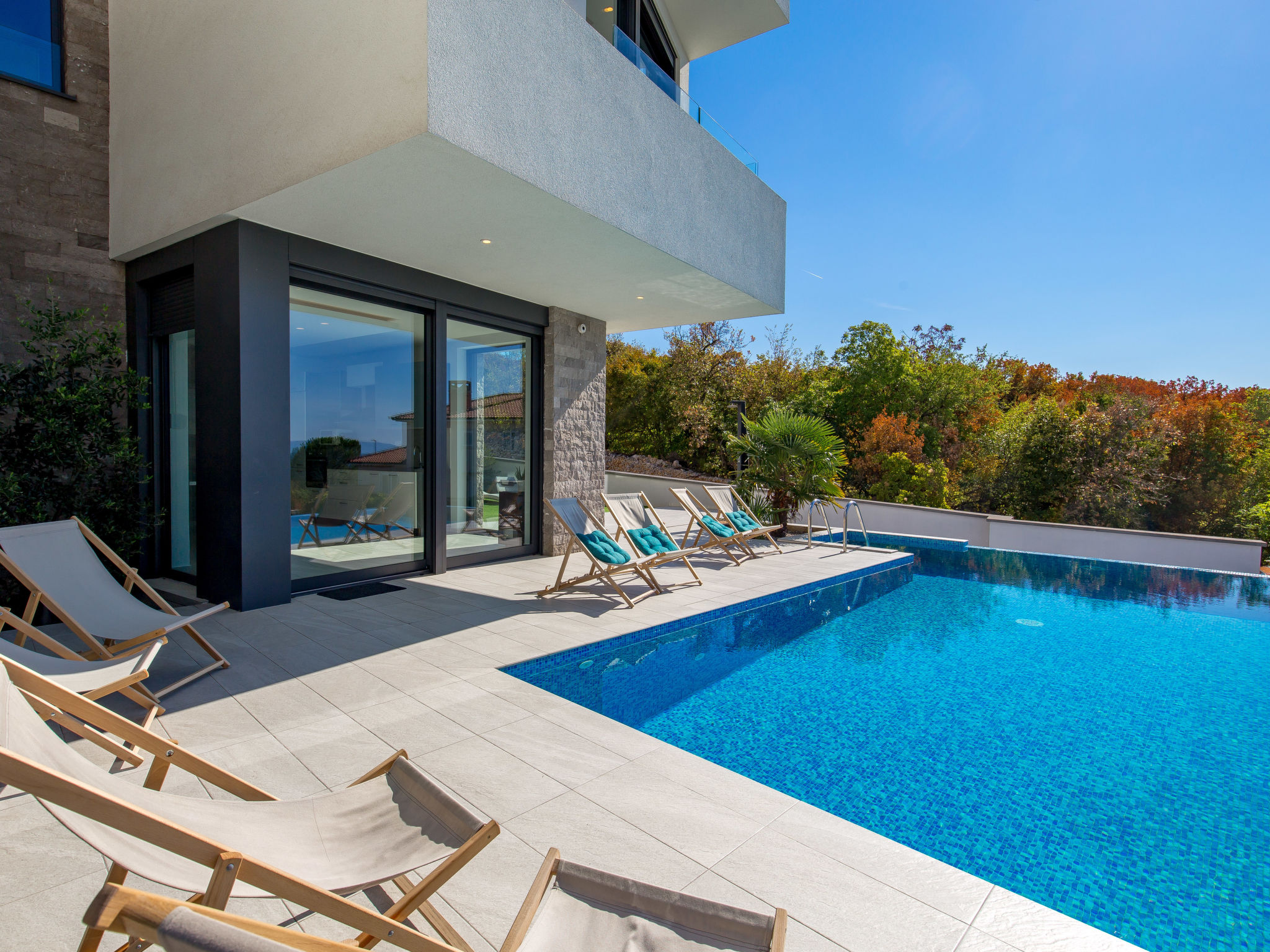 Foto 3 - Casa de 6 quartos em Kostrena com piscina privada e vistas do mar