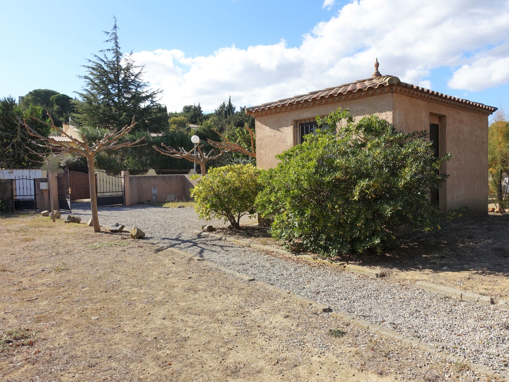 Photo 24 - 5 bedroom House in Salles-d'Aude with garden and terrace