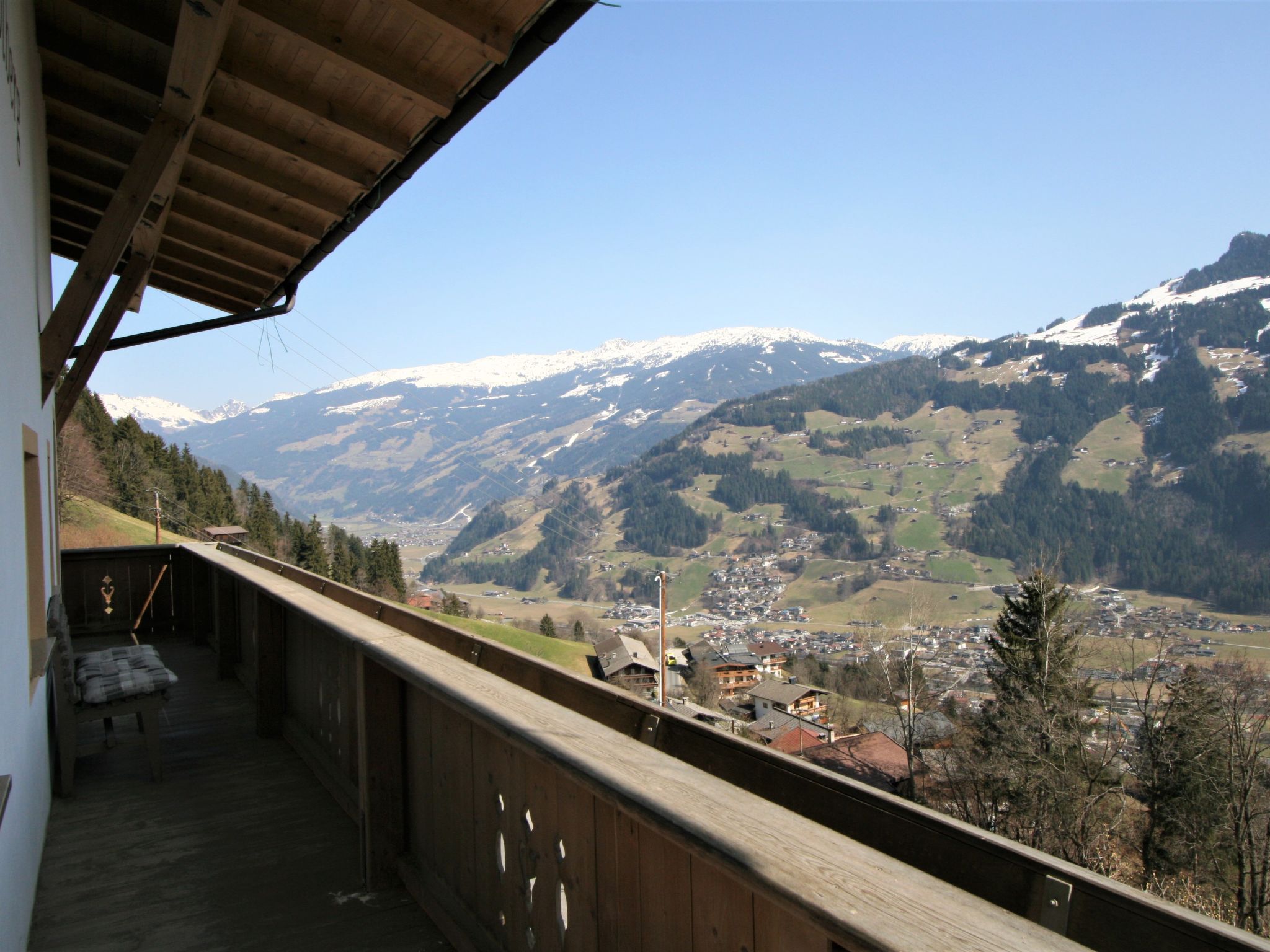 Foto 34 - Casa de 4 habitaciones en Hippach con terraza y vistas a la montaña