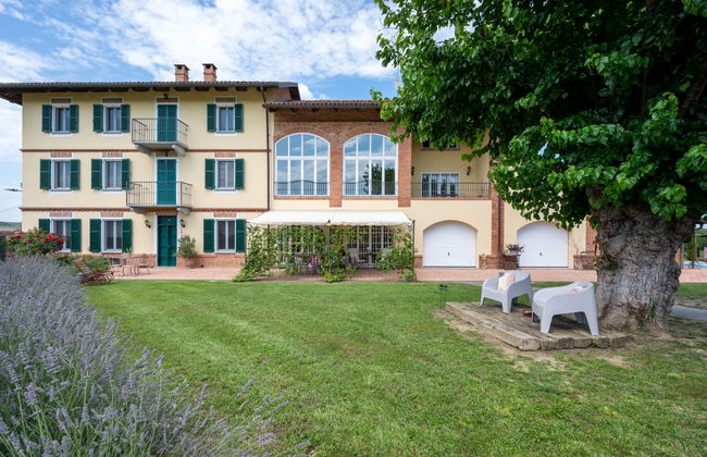 Casa de 5 quartos em Frinco com jardim e terraço - Foto 1
