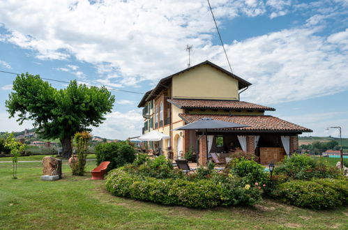 Foto 38 - Casa con 5 camere da letto a Frinco con giardino e terrazza