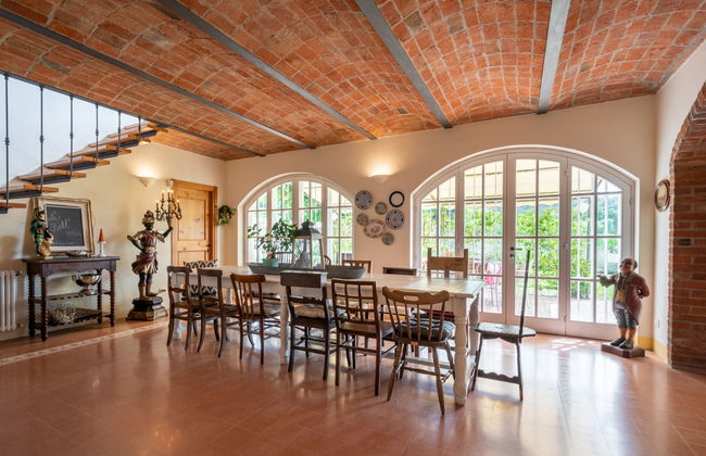 Casa de 5 quartos em Frinco com jardim e terraço - Foto 7