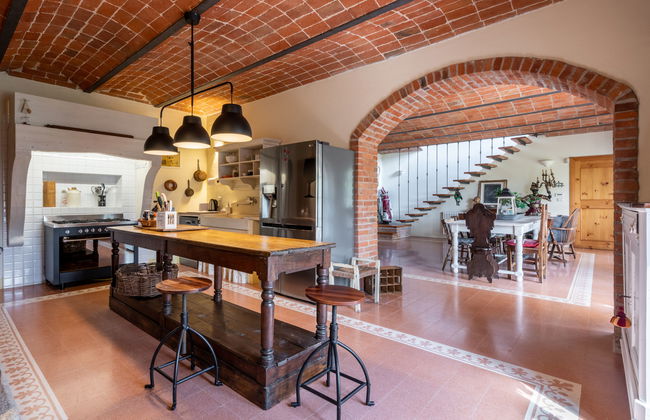 Casa de 5 quartos em Frinco com jardim e terraço - Foto 9