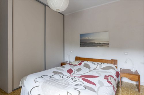 Foto 10 - Apartamento de 1 habitación en San Lorenzo al Mare con terraza y vistas al mar
