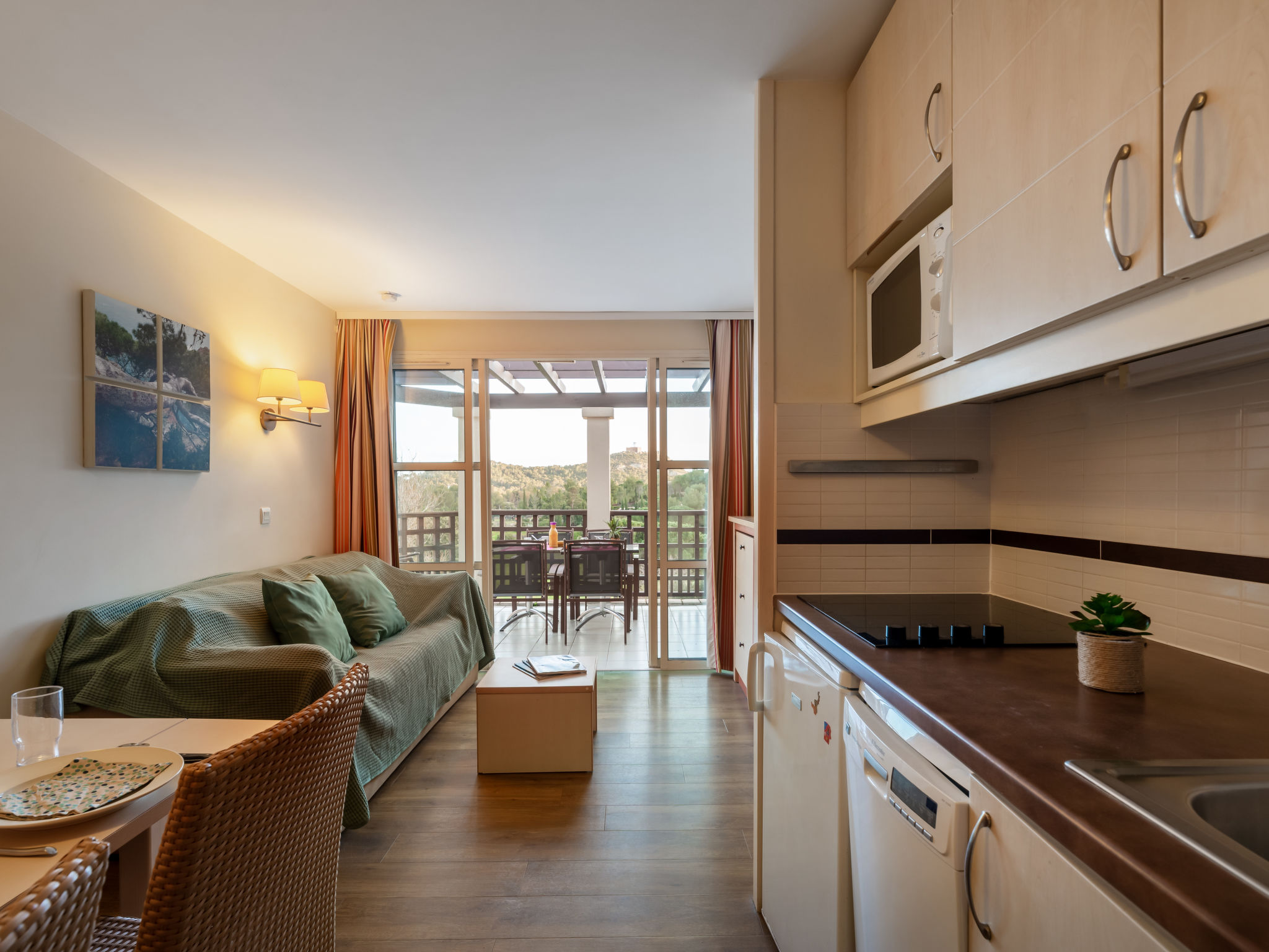 Foto 8 - Apartamento de 1 habitación en Saint-Raphaël con piscina y vistas al mar