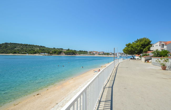 Apartamento de 2 quartos em Tisno com jardim e terraço - Foto 16