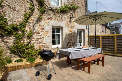 Photo 1 - Maison de 3 chambres à Pleurtuit avec terrasse et vues à la mer