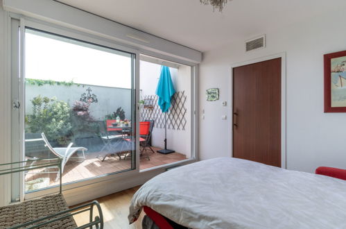 Foto 15 - Apartamento de 2 quartos em Arcachon com terraço e vistas do mar
