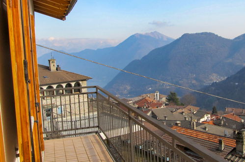 Photo 23 - Maison de 2 chambres à Centro Valle Intelvi avec jardin et vues sur la montagne