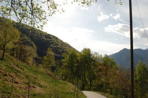 Photo 18 - Maison de 1 chambre à Centovalli avec jardin et vues sur la montagne