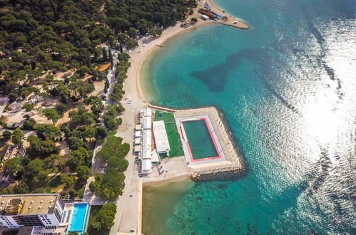 Foto 33 - Casa con 3 camere da letto a Biograd na Moru con piscina privata e giardino