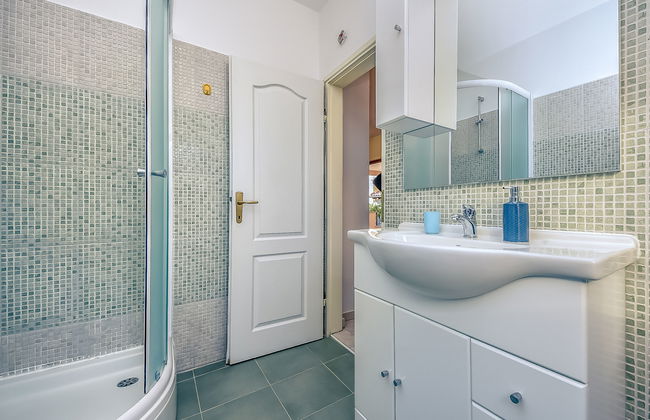 Casa de 3 quartos em Biograd na Moru com piscina privada e terraço - Foto 20