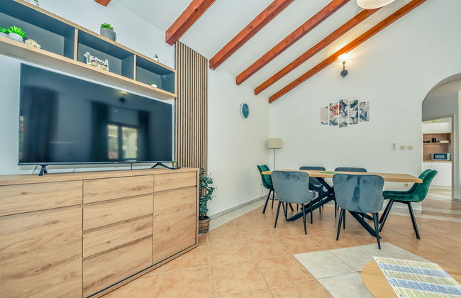 Casa de 3 quartos em Biograd na Moru com piscina privada e terraço - Foto 4