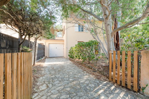 Foto 29 - Haus mit 3 Schlafzimmern in Roquebrune-sur-Argens mit garten und blick aufs meer