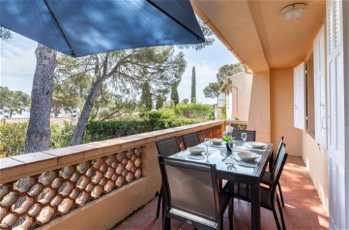 Photo 25 - 3 bedroom House in Roquebrune-sur-Argens with garden and sea view