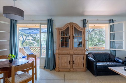 Foto 17 - Haus mit 3 Schlafzimmern in Roquebrune-sur-Argens mit garten und blick aufs meer