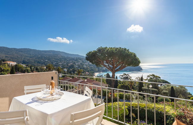 Apartamento de 2 quartos em Rayol-Canadel-sur-Mer com piscina e jardim - Foto 16