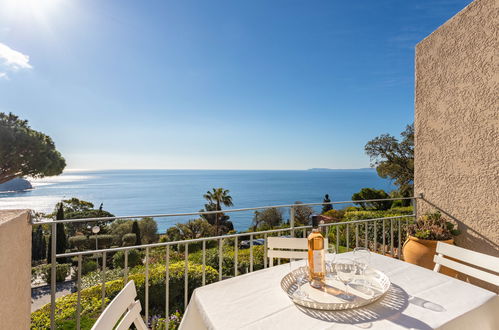 Photo 1 - Appartement de 2 chambres à Rayol-Canadel-sur-Mer avec piscine et jardin