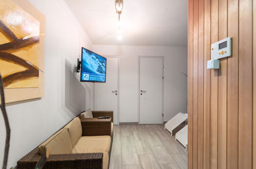 Foto 20 - Appartamento con 2 camere da letto a Piesendorf con vista sulle montagne