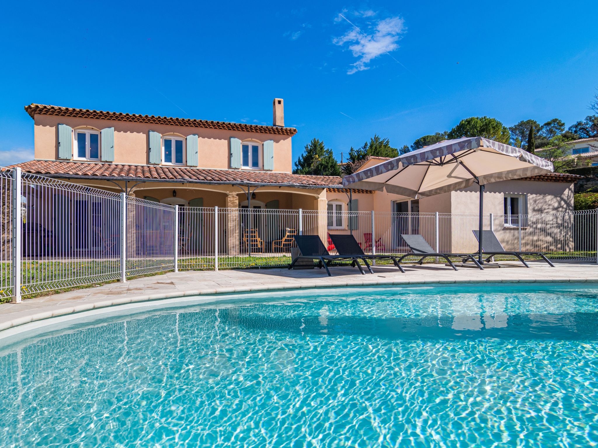 Foto 1 - Haus mit 4 Schlafzimmern in Carcès mit privater pool und garten