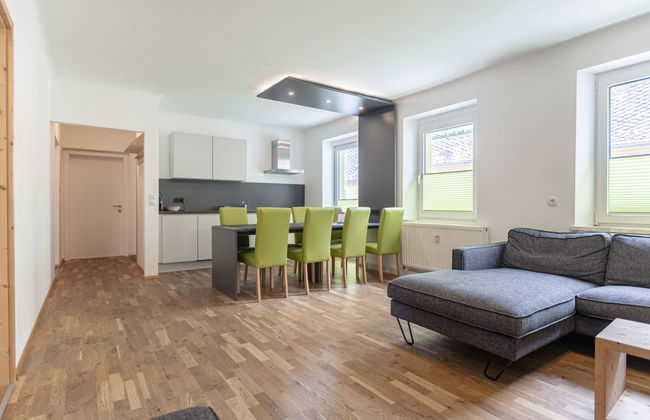 Apartamento de 4 quartos em Eisenerz com jardim e terraço - Foto 2