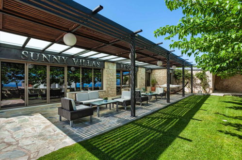 Photo 8 - Sunny Villas and Spa