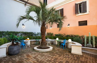 Photo 3 - Manfredi Palm Suites