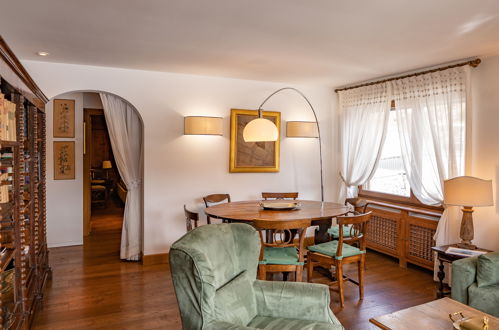 Foto 17 - Appartamento con 1 camera da letto a Sankt Moritz con vista sulle montagne