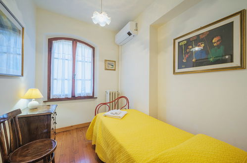 Foto 31 - Casa con 6 camere da letto a Massarosa con piscina privata e giardino