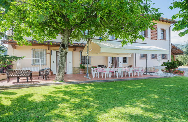 Casa de 7 quartos em Massarosa com piscina privada e jardim - Foto 7