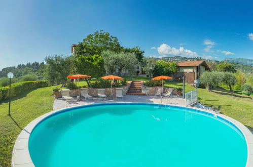 Foto 4 - Haus mit 6 Schlafzimmern in Massarosa mit privater pool und garten