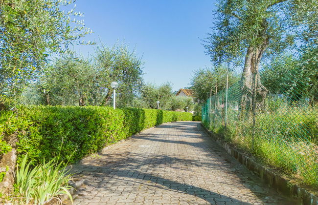 Casa de 7 quartos em Massarosa com piscina privada e jardim - Foto 14