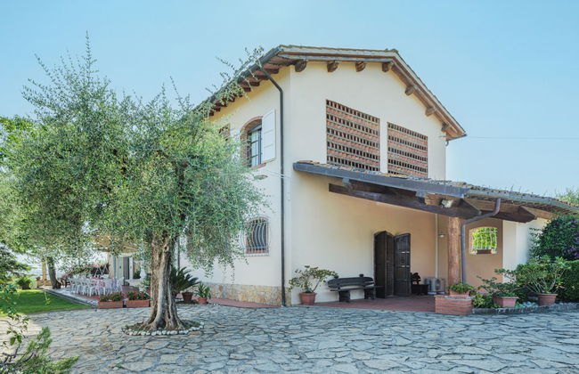 Casa de 7 quartos em Massarosa com piscina privada e jardim - Foto 6