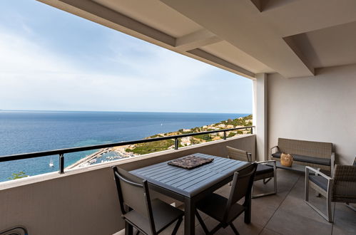 Photo 2 - 1 bedroom Apartment in Cargèse with garden and sea view