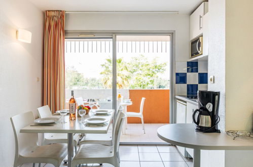 Foto 6 - Apartamento de 2 habitaciones en Agde con piscina y vistas al mar